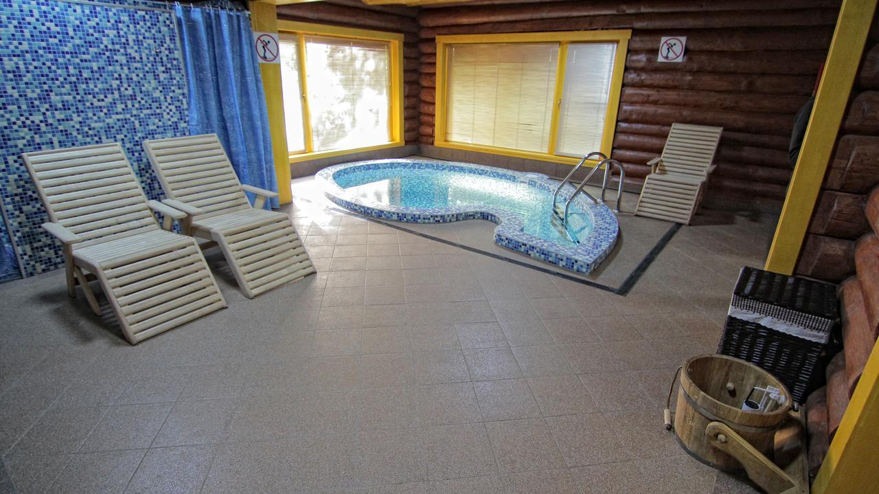 Zatyshok Hotel Svaleava Exterior foto